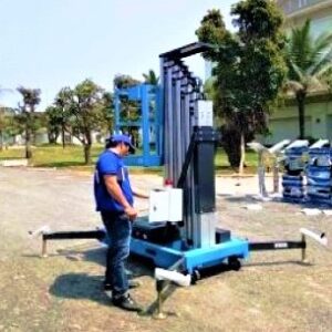 Thang nâng 10 mét trục trượt DAG1100 hiệu Sino/ Soonlift