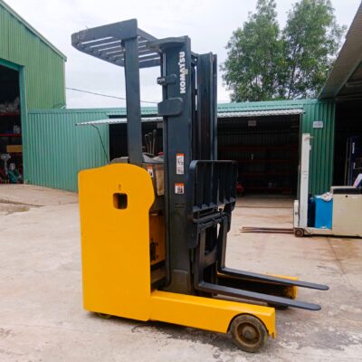 Xe nâng điện 1.3 tấn (1300kg) cao 3m3 hiệu Komatsu Nhật bãi dùng bình ắc quy 48V chạy trong kho nâng hàng giá rẻ tại TPHCM, Bình Dương, Đồng Nai