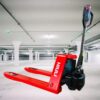 Xe Nâng Tay Điện Mini 1.5 Tấn: Chỉ Hơn 20 Triệu – Giải Pháp Nâng Pallet Linh Hoạt Cho Mọi Kho Hàng Nhỏ