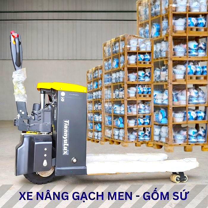 Xe nâng tay điện gốm sứ-gạch men chống rung lắc, đổ vỡ - Với chế độ đi siêu nhẹ, siêu êm không gây rung lắc khi chất hàng cao